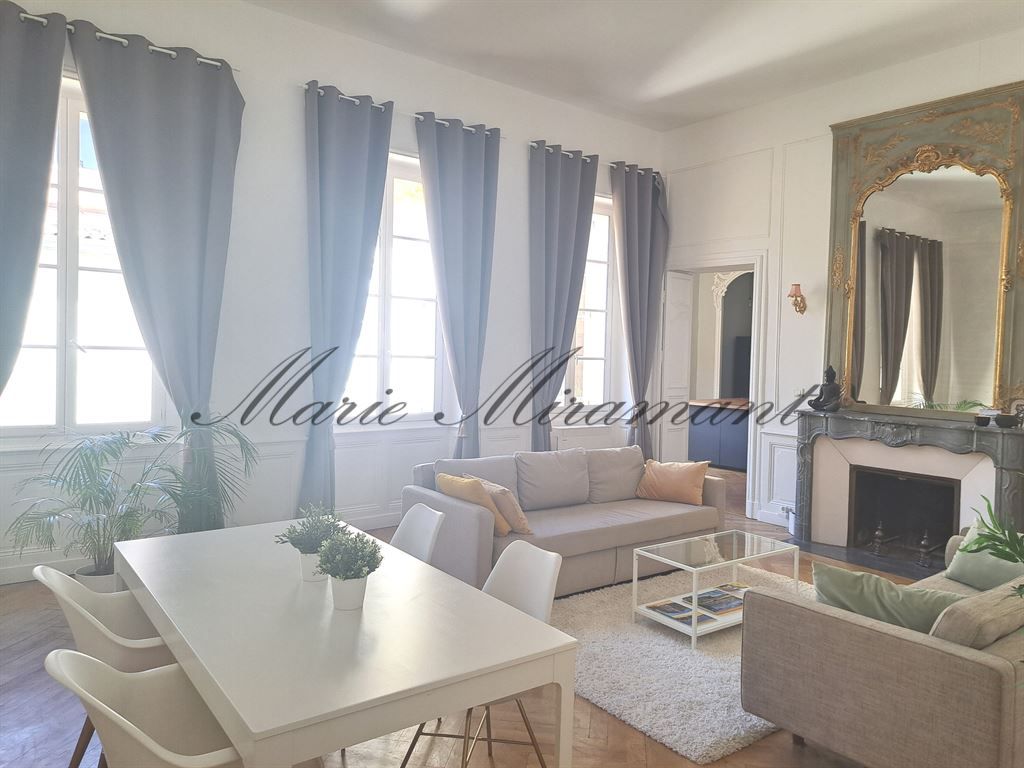 apartment 4 rooms for sale on AVIGNON (84000)